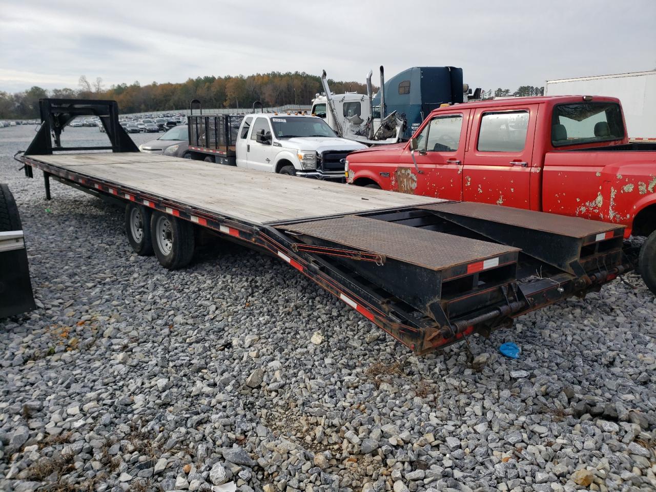 Lot #3049613654 2022 TRAIL KING TRAILER