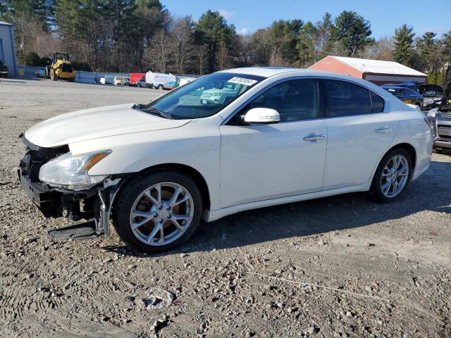 NISSAN MAXIMA S