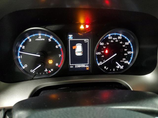 2018 TOYOTA RAV4 LE - JTMZFREV1JD120964