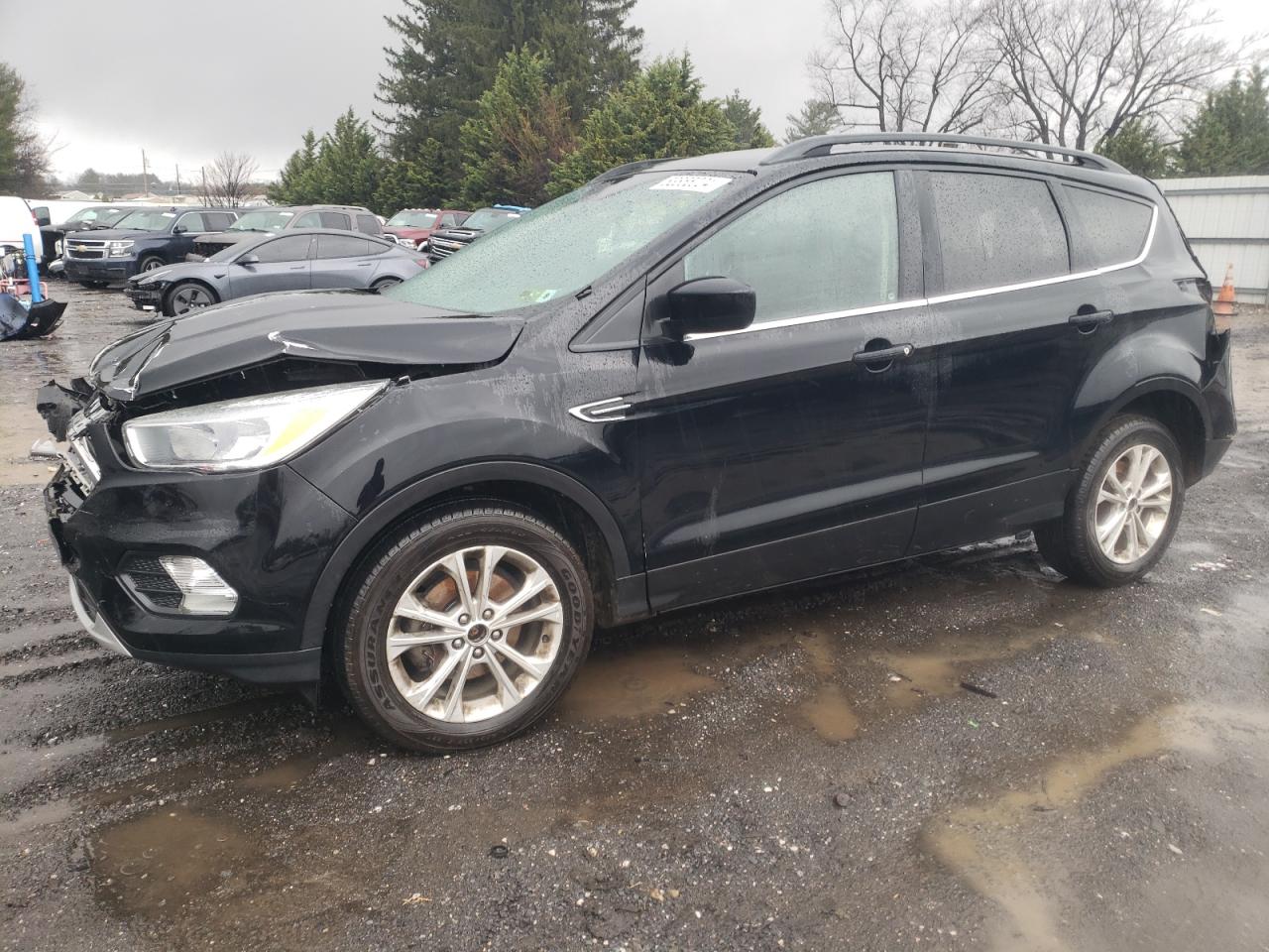 1FMCU0GD5JUB15435 FORD ESCAPE SE 2018