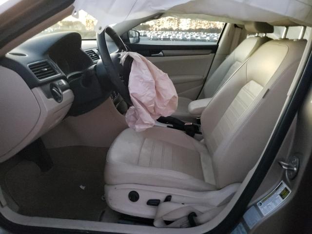 2015 VOLKSWAGEN PASSAT SE - 1VWBS7A35FC053169