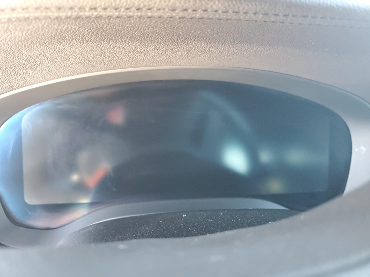 Thumbnail 8 (blur)