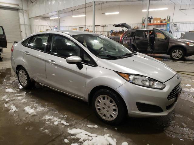 VIN 3FADP4AJ8EM220623 2014 FORD FIESTA no.4