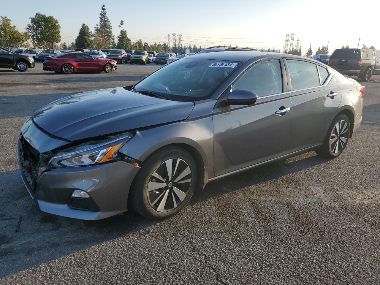  Salvage Nissan Altima