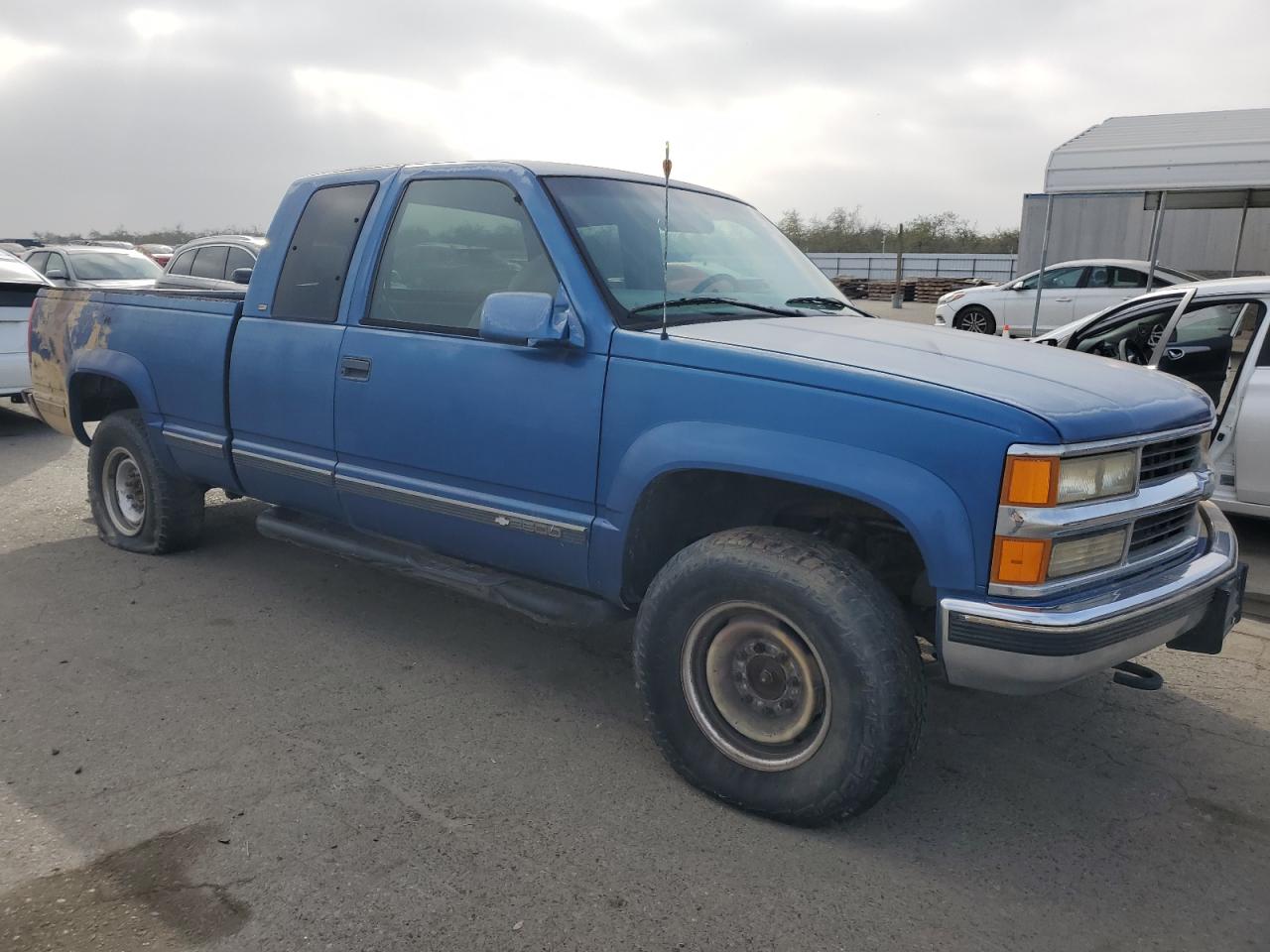 Lot #3030611100 1997 CHEVROLET GMT-400 K2