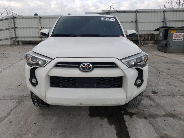 2021 TOYOTA 4RUNNER SR - JTENU5JR7M5923990