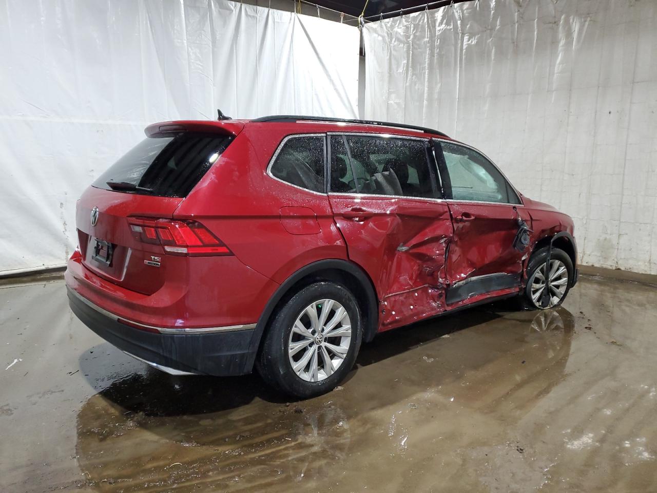 Lot #3033012035 2018 VOLKSWAGEN TIGUAN SE