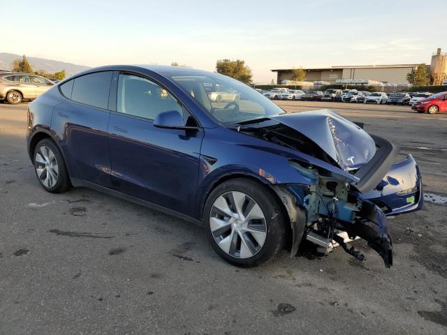 VIN 7SAYGDEE9PF629068 2023 TESLA MODEL Y no.4