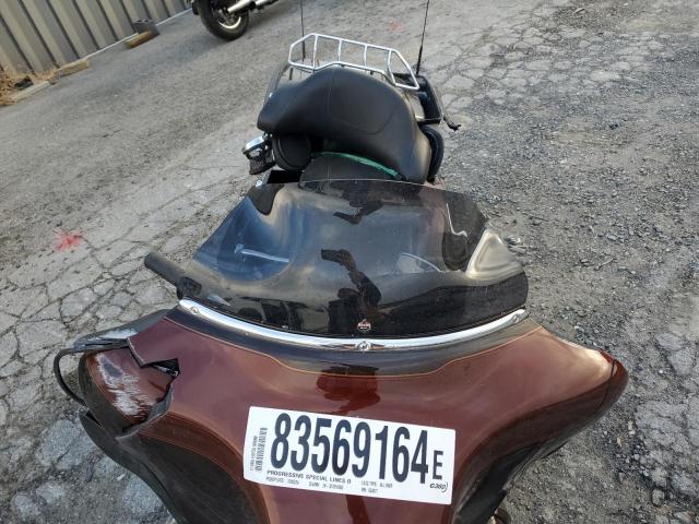 2011 HARLEY-DAVIDSON FLHTCU 1HD1FC413BB653077