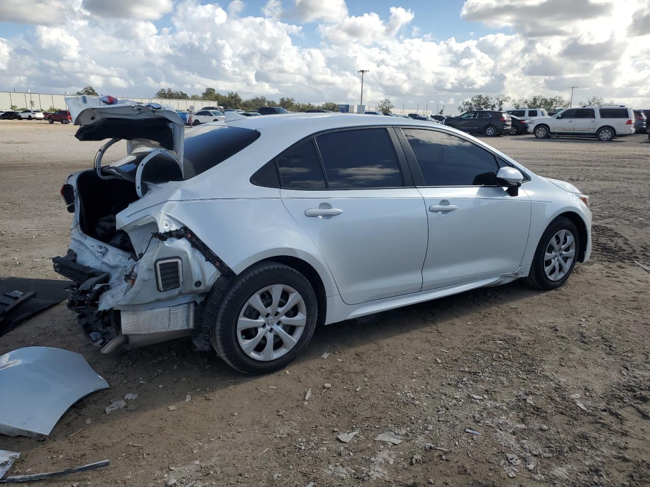 Lot #3042088197 2022 TOYOTA COROLLA LE