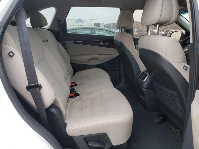2016 KIA SORENTO LX - 5XYPG4A53GG042677