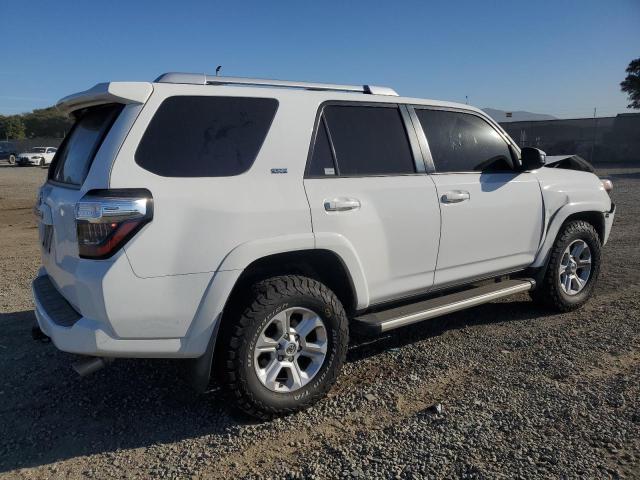 TOYOTA 4RUNNER 2016 white  gas JTEZU5JR9G5140451 photo #4