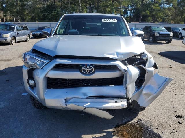 2019 TOYOTA 4RUNNER SR - JTEZU5JR4K5201942