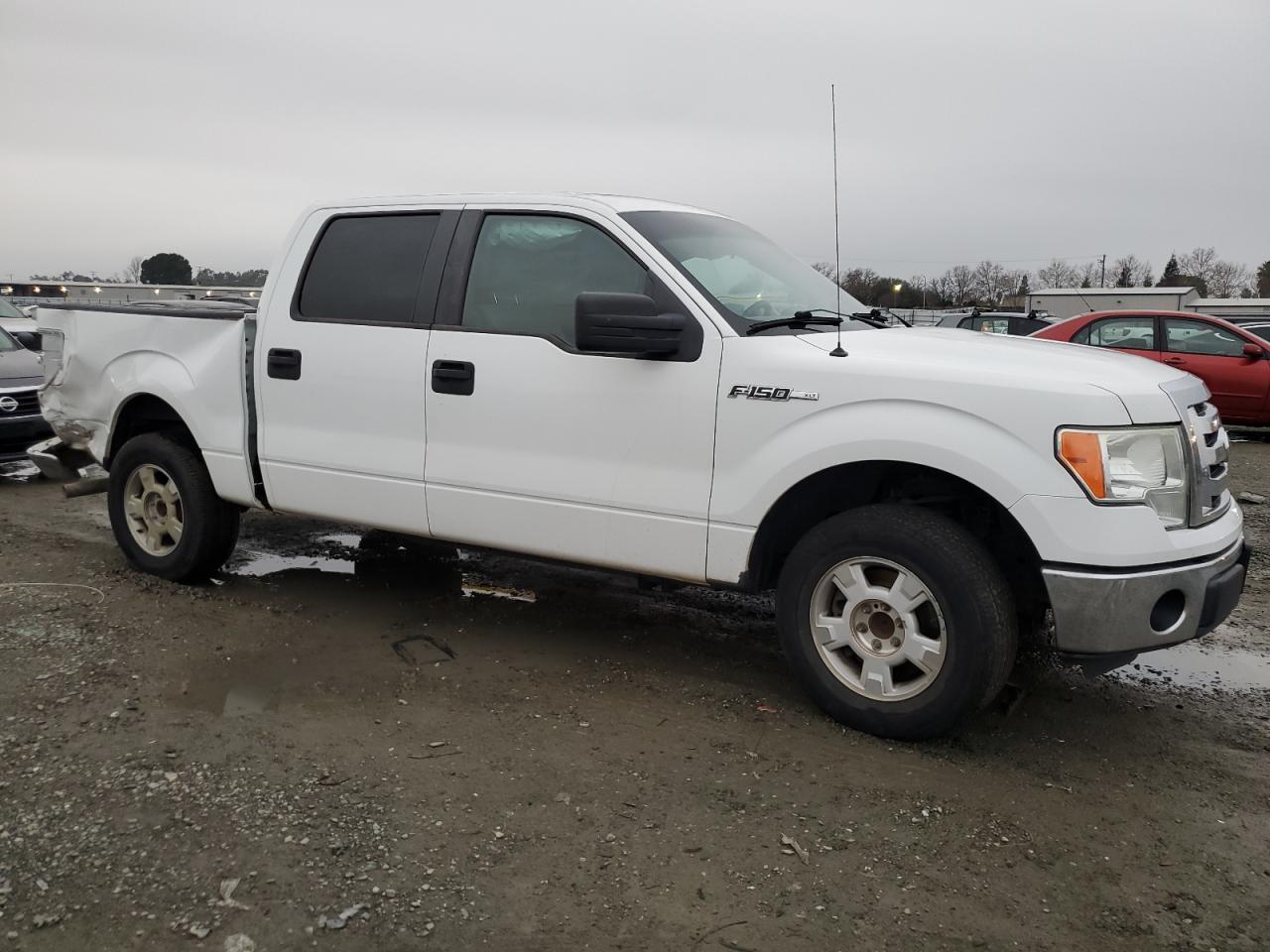 Lot #3037047743 2011 FORD 1100