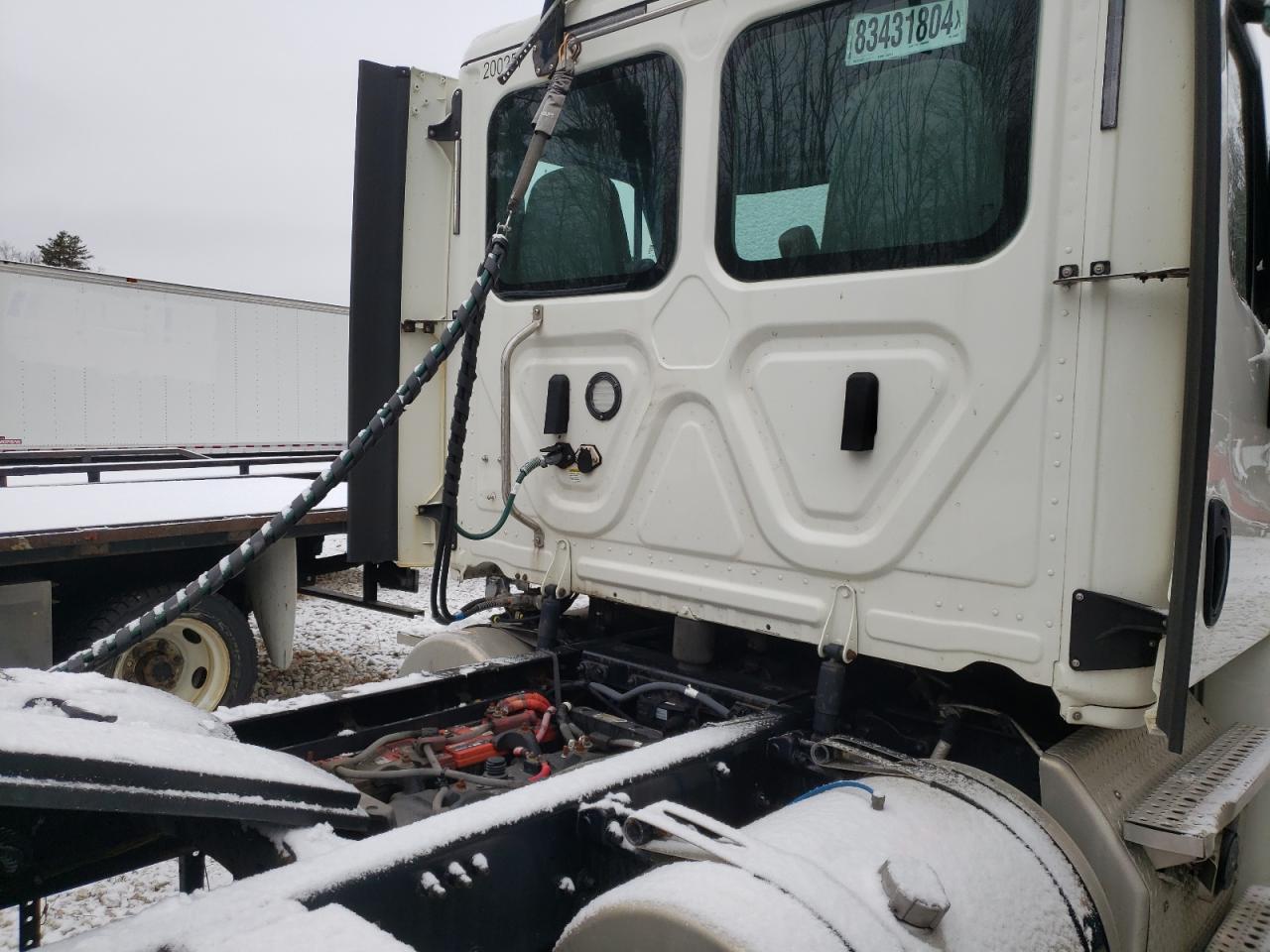 Lot #3034386116 2018 FREIGHTLINER CASCADIA 1