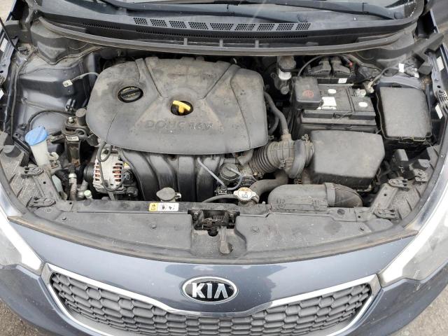 VIN KNAFK4A64G5613179 2016 KIA FORTE no.11