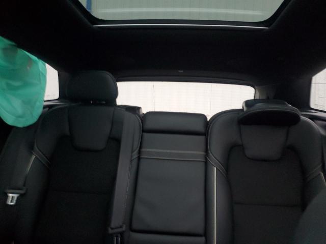 2019 VOLVO XC60 T6 R- LYVA22RM1KB278556