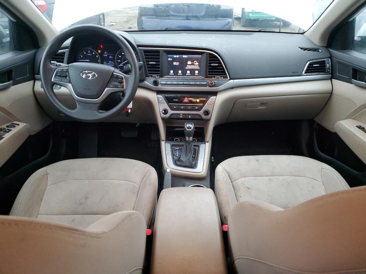Hyundai Elantra se 2017