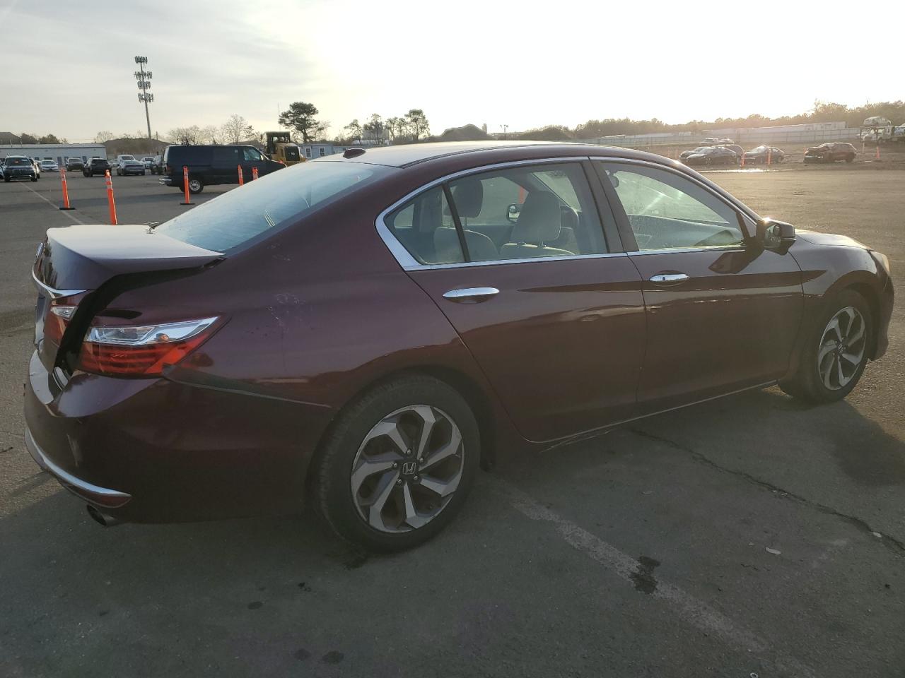 Lot #3041983219 2017 HONDA ACCORD EX