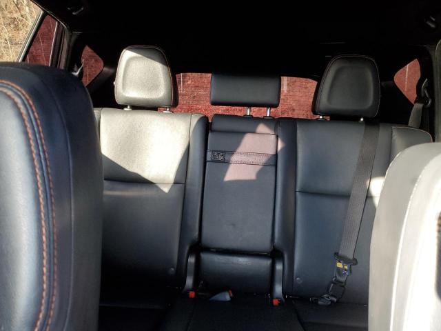 2018 TOYOTA RAV4 HV SE JTMJJREV1JD239321