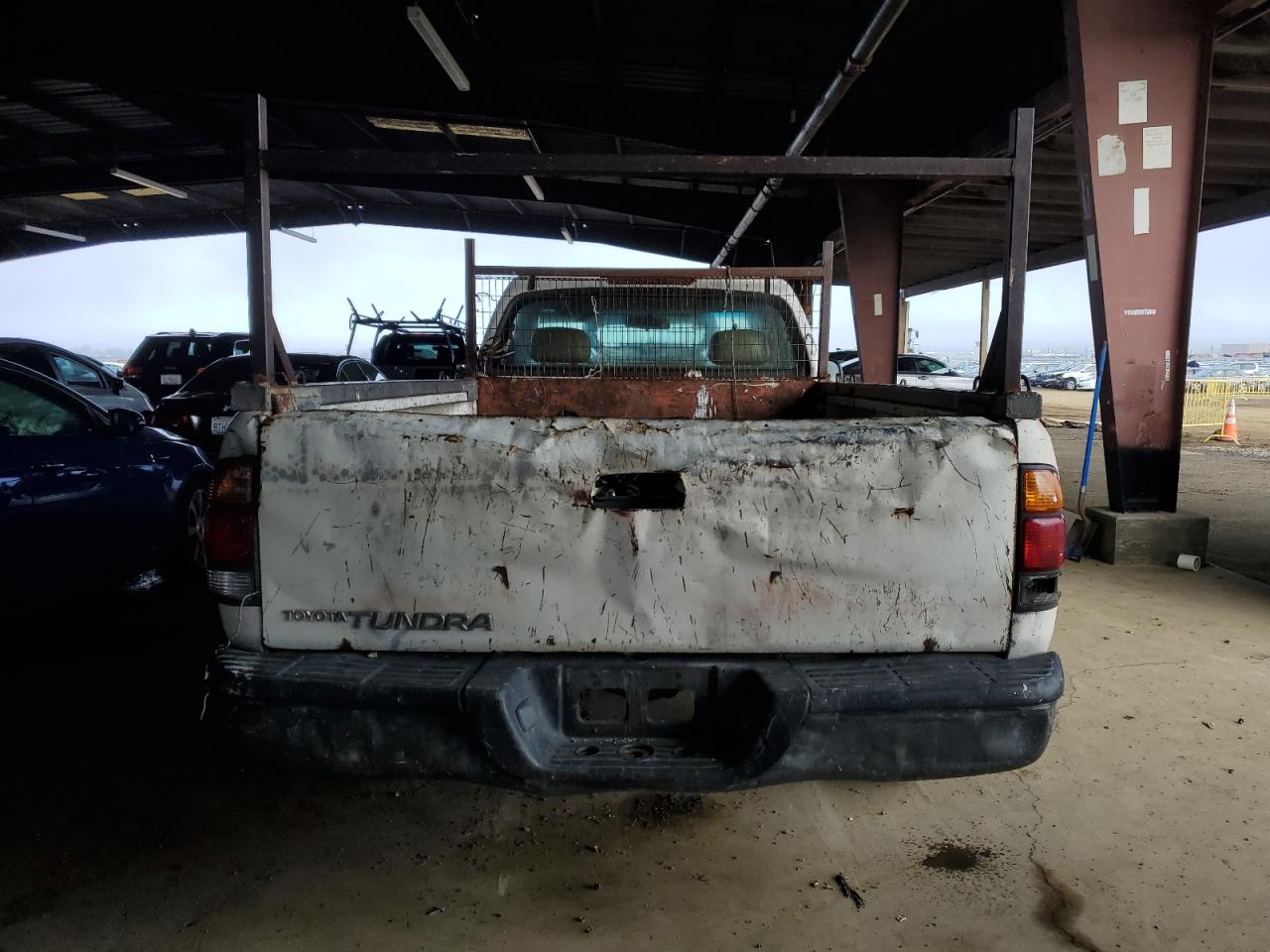 Lot #3031415699 2002 TOYOTA TUNDRA