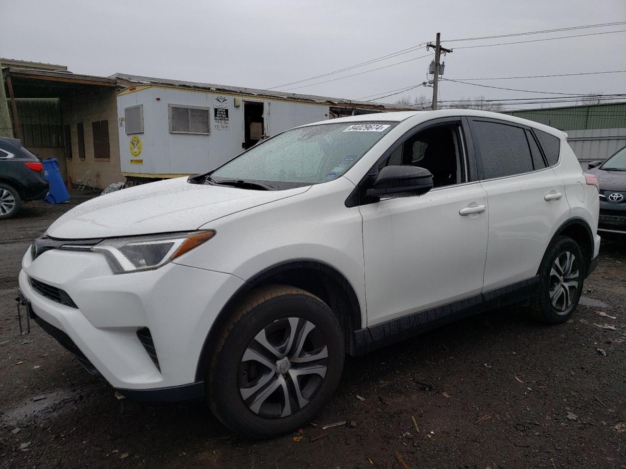 Lot #3030408469 2018 TOYOTA RAV4 LE