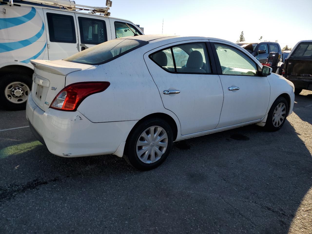 Lot #3028570933 2015 NISSAN VERSA S