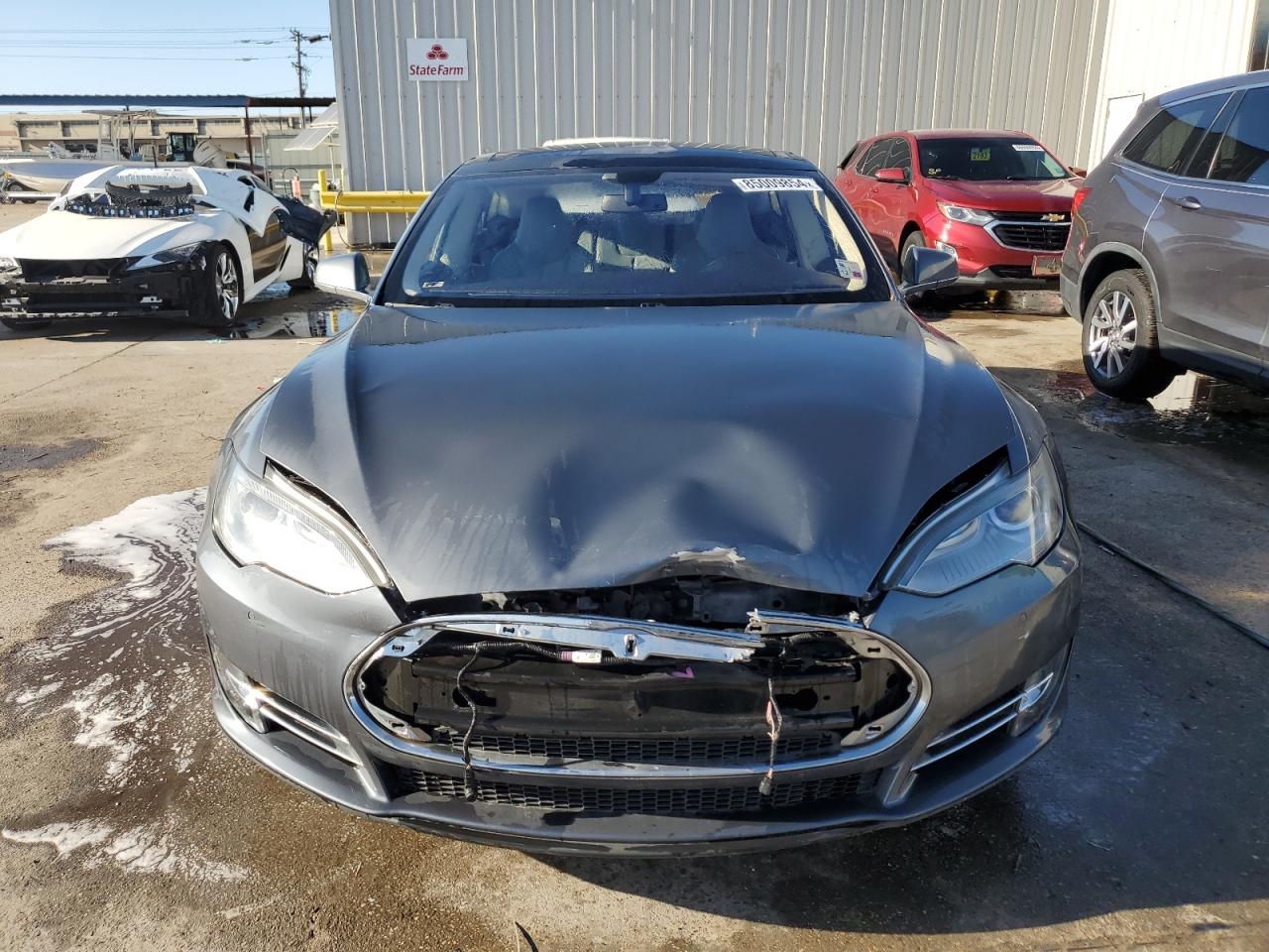 Lot #3028554926 2014 TESLA MODEL S