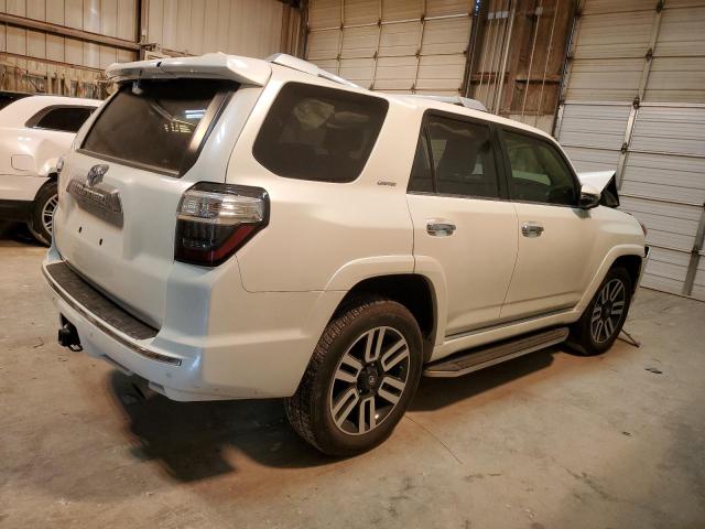2020 TOYOTA 4RUNNER SR - JTEBU5JRXL5836389