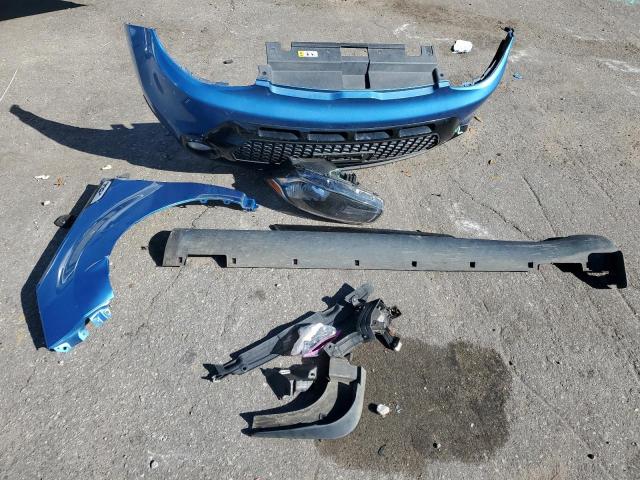 2016 KIA SOUL + - KNDJP3A51G7334101