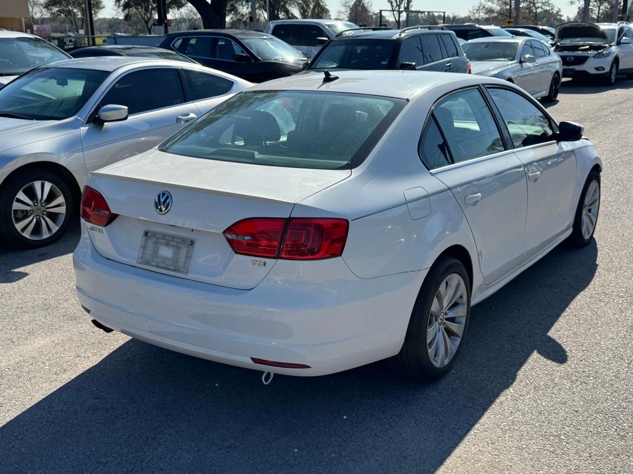 Lot #3032996998 2014 VOLKSWAGEN JETTA TDI