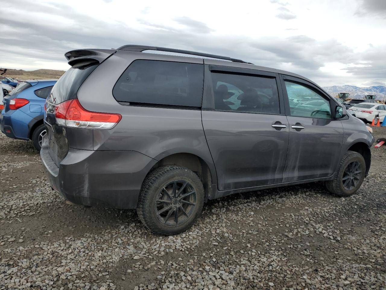 Lot #3026295495 2011 TOYOTA SIENNA XLE