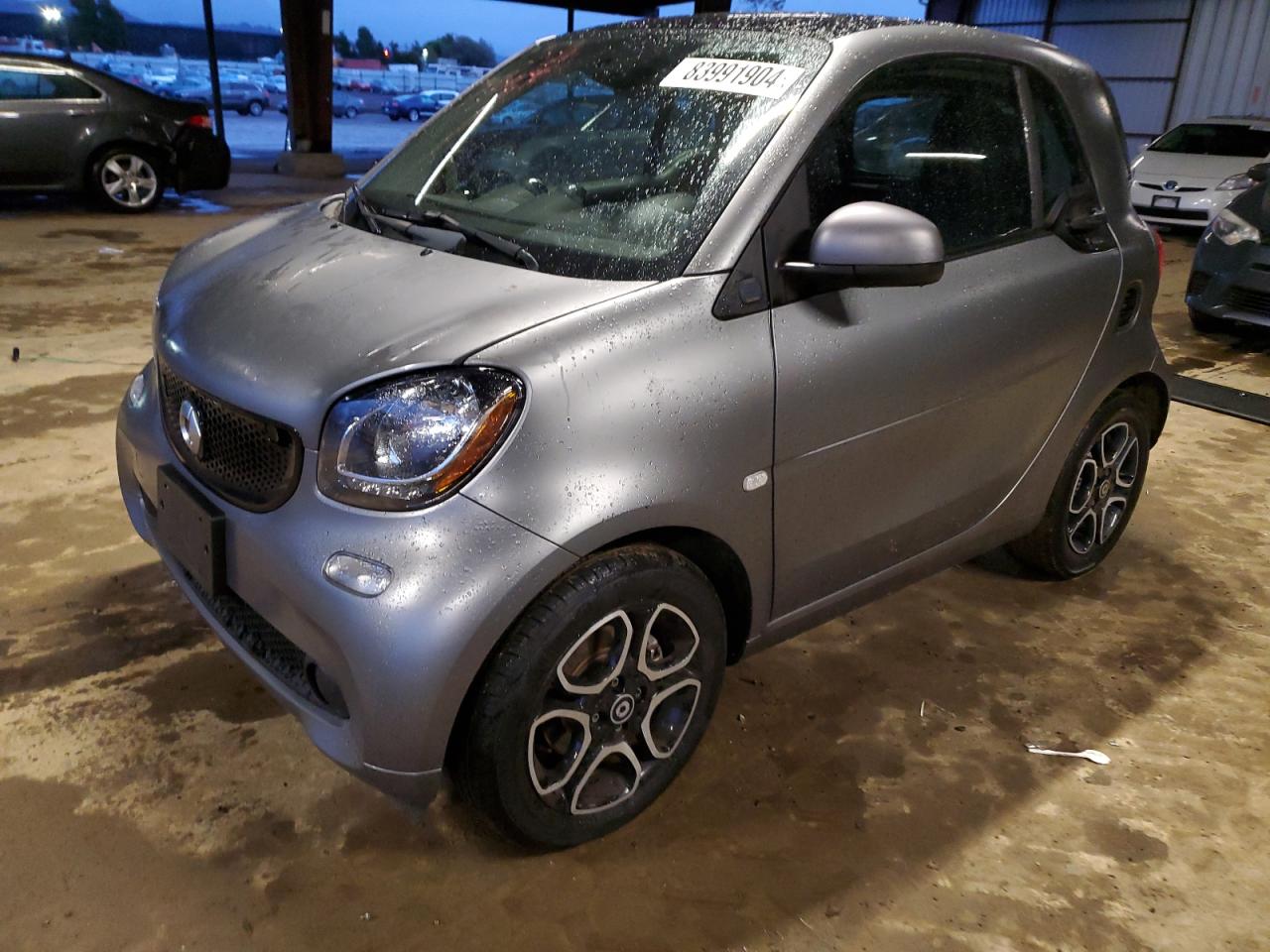 WMEFJ9BA2KK396037 SMART FORTWO 2019
