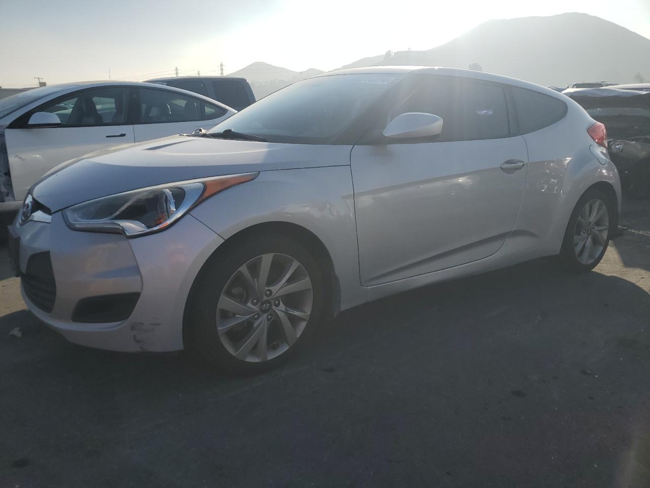 Lot #3024135821 2016 HYUNDAI VELOSTER