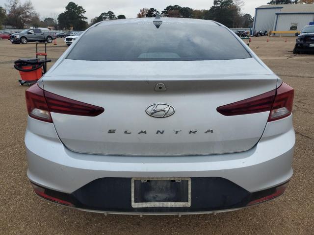 2019 HYUNDAI ELANTRA SE - KMHD84LF4KU756004