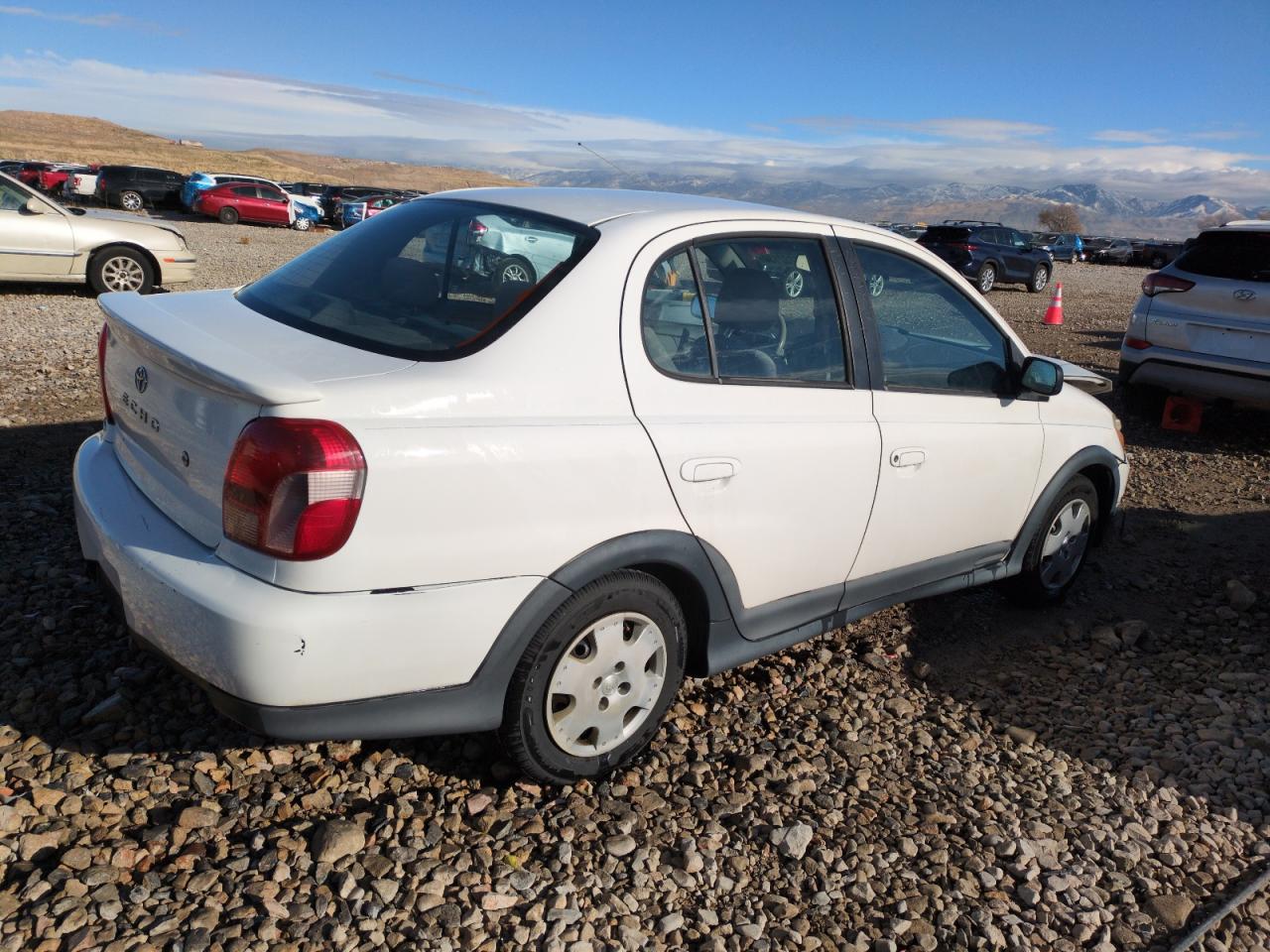 Lot #3034418758 2001 TOYOTA ECHO