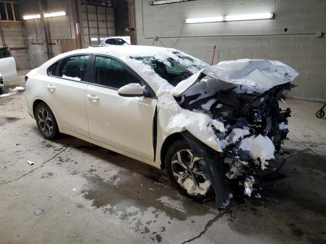 VIN 3KPF24AD3KE131463 2019 KIA FORTE no.4