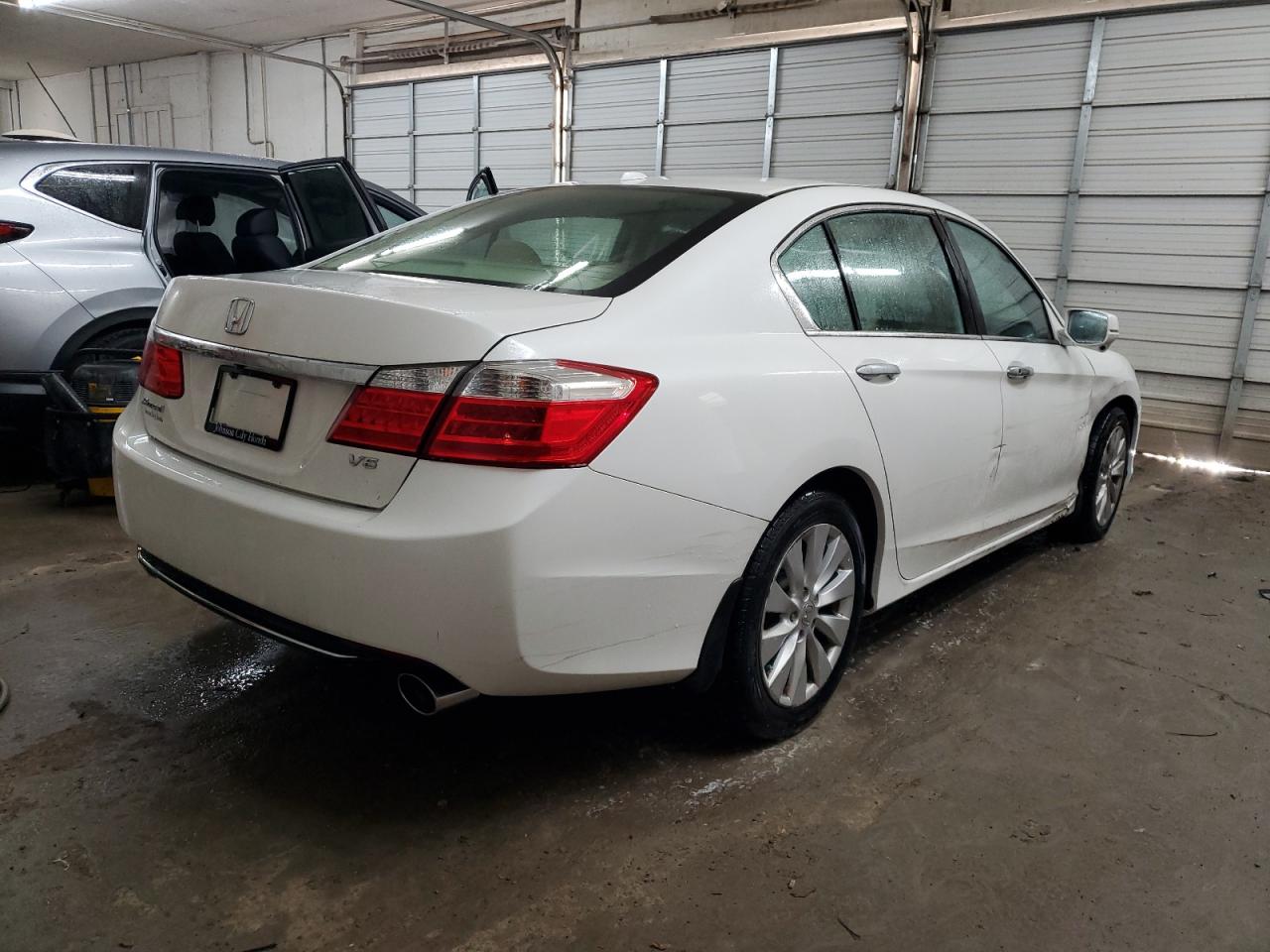 Lot #3038067201 2014 HONDA ACCORD EXL