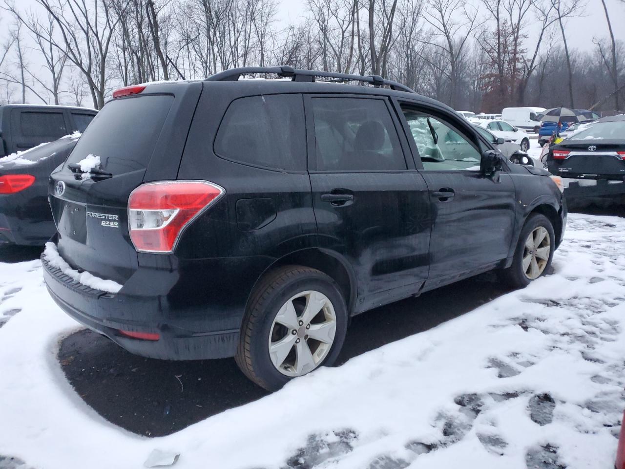 Lot #3028271846 2015 SUBARU FORESTER 2