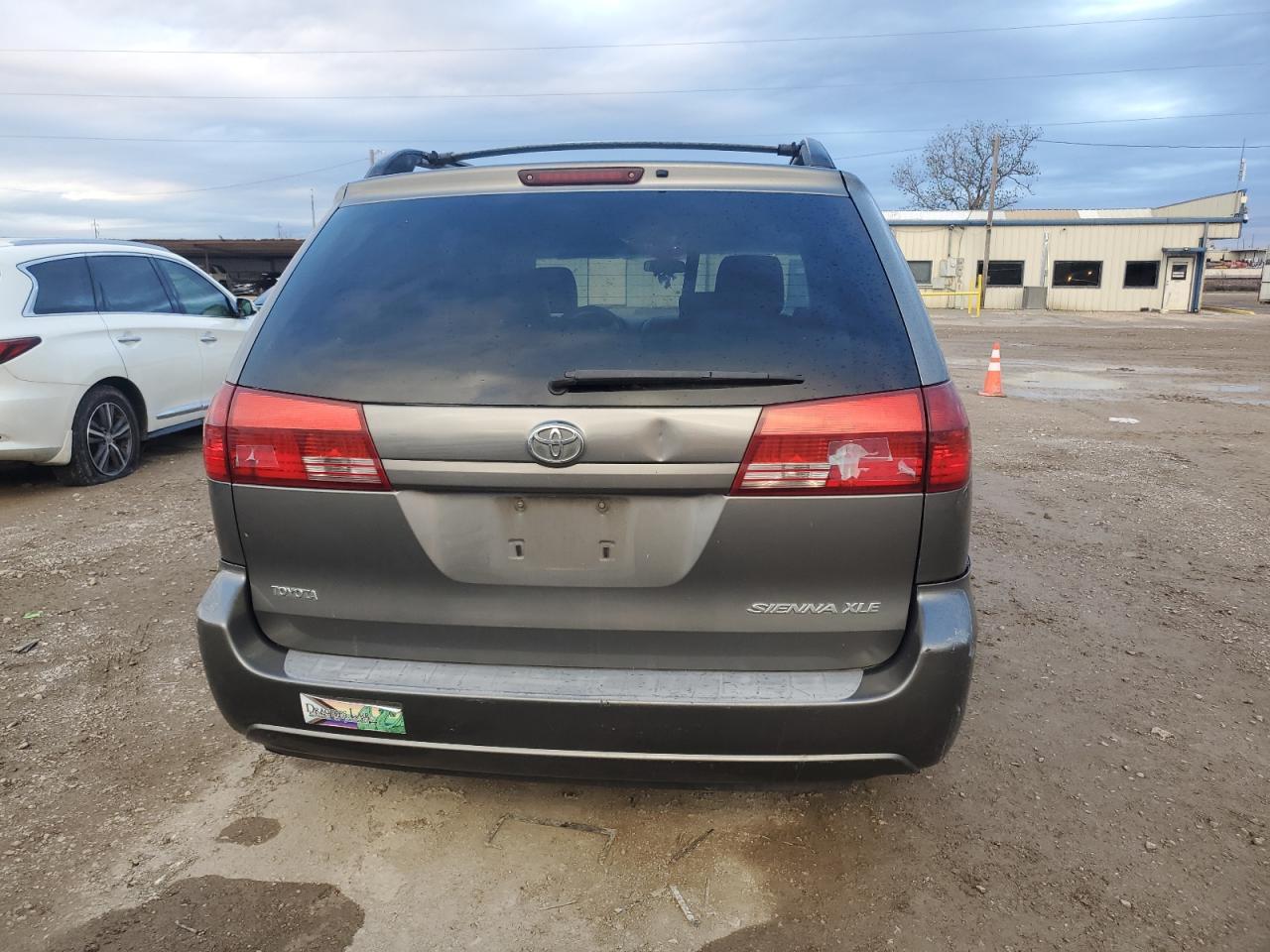 Lot #3048388726 2004 TOYOTA SIENNA XLE