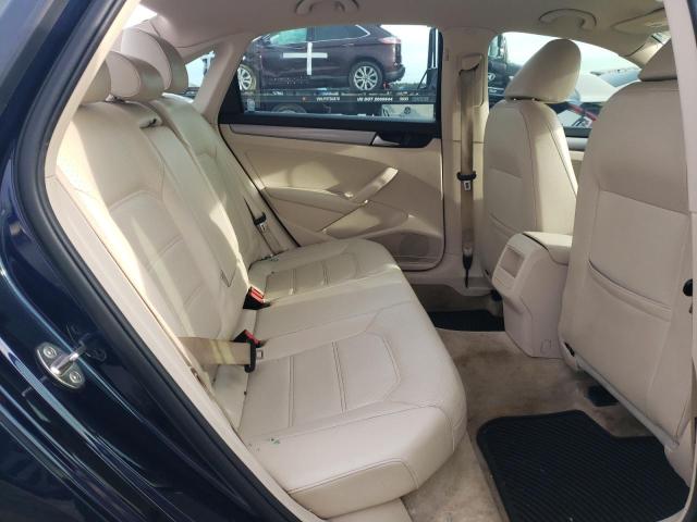 2015 VOLKSWAGEN PASSAT S - 1VWAS7A3XFC079262