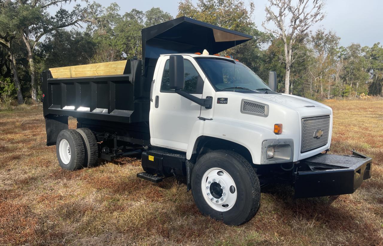 Lot #3027085872 2004 CHEVROLET C7500 C7C0