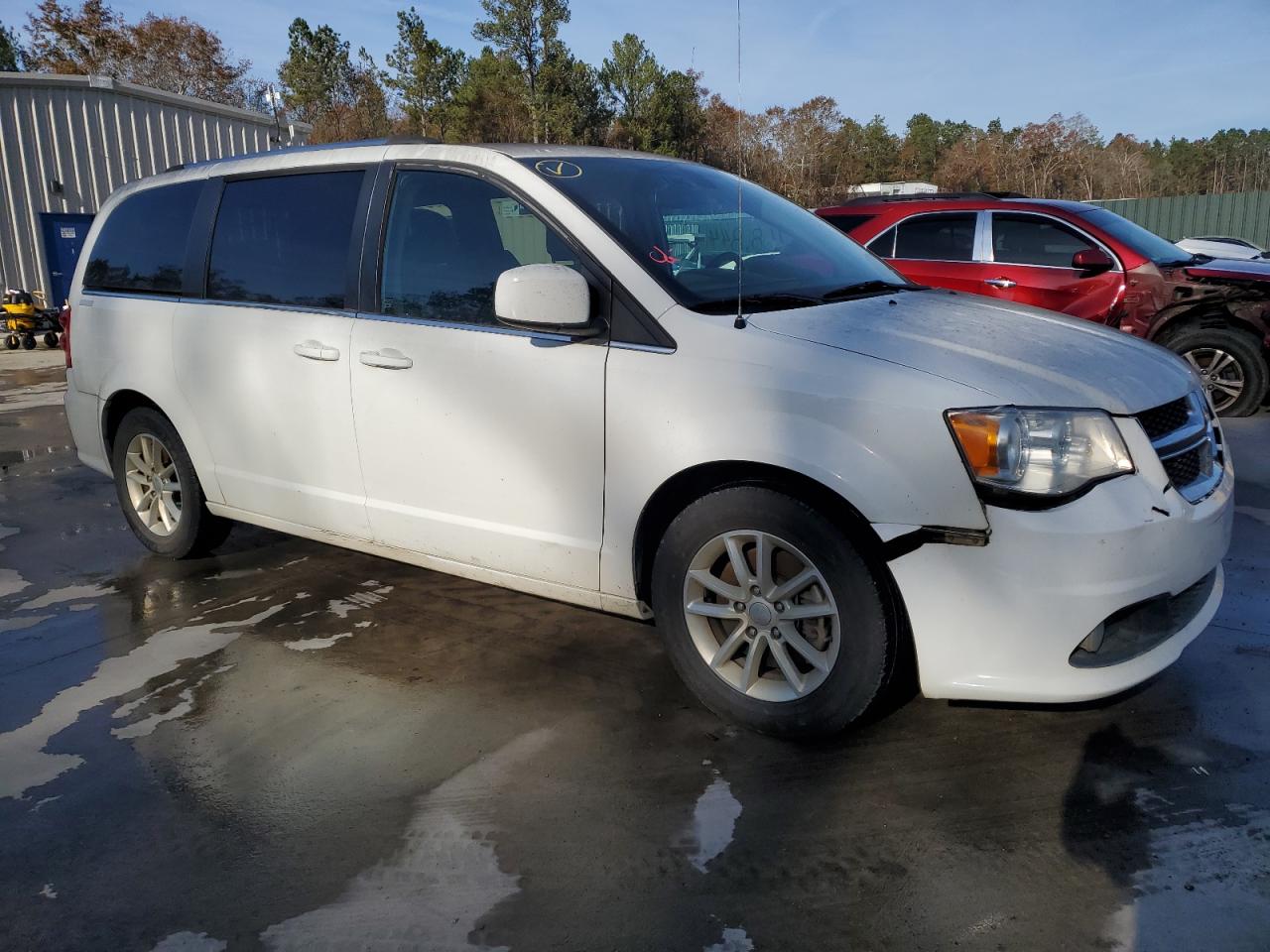 Lot #3025874495 2019 DODGE GRAND CARA