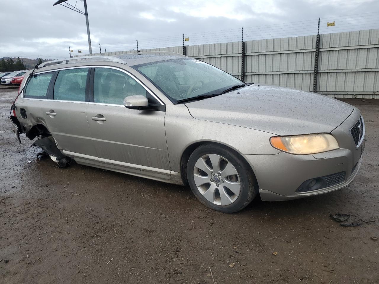 Lot #3029752247 2008 VOLVO V70 3.2