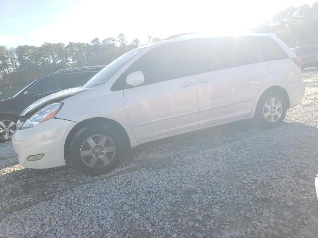 TOYOTA SIENNA XLE