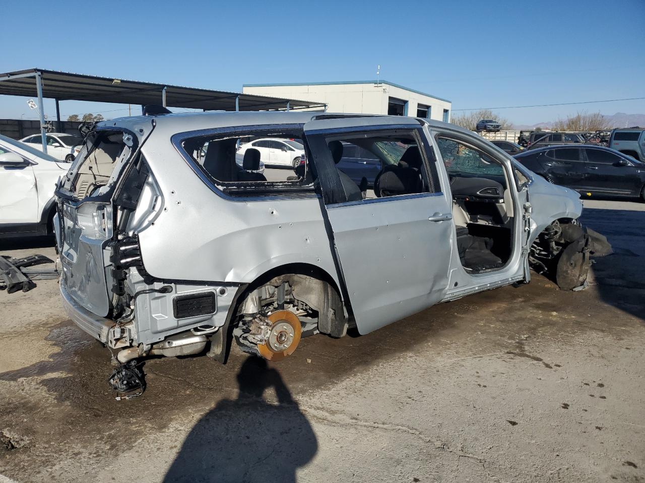 Lot #3034301074 2023 CHRYSLER PACIFICA T