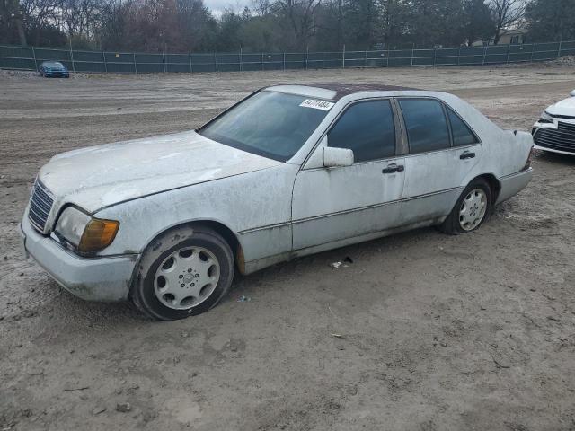 MERCEDES-BENZ 400SE