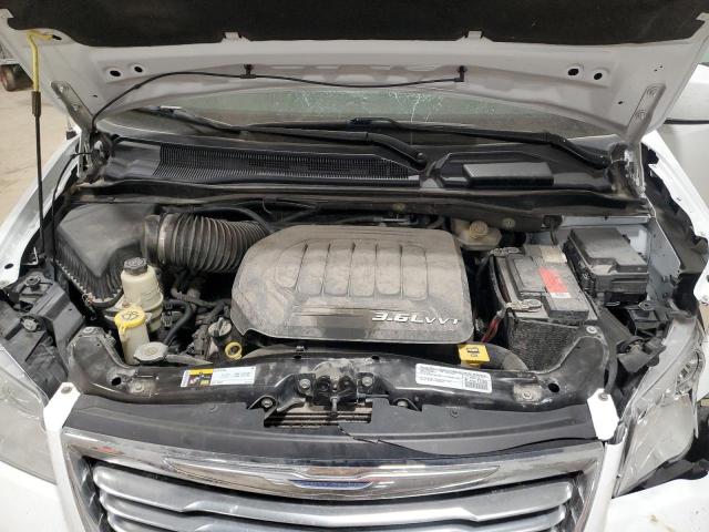 2015 CHRYSLER TOWN & COU - 2C4RC1BG9FR577378