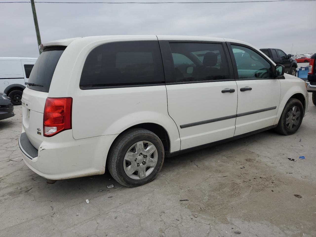 Lot #3030676157 2011 DODGE GRAND CARA