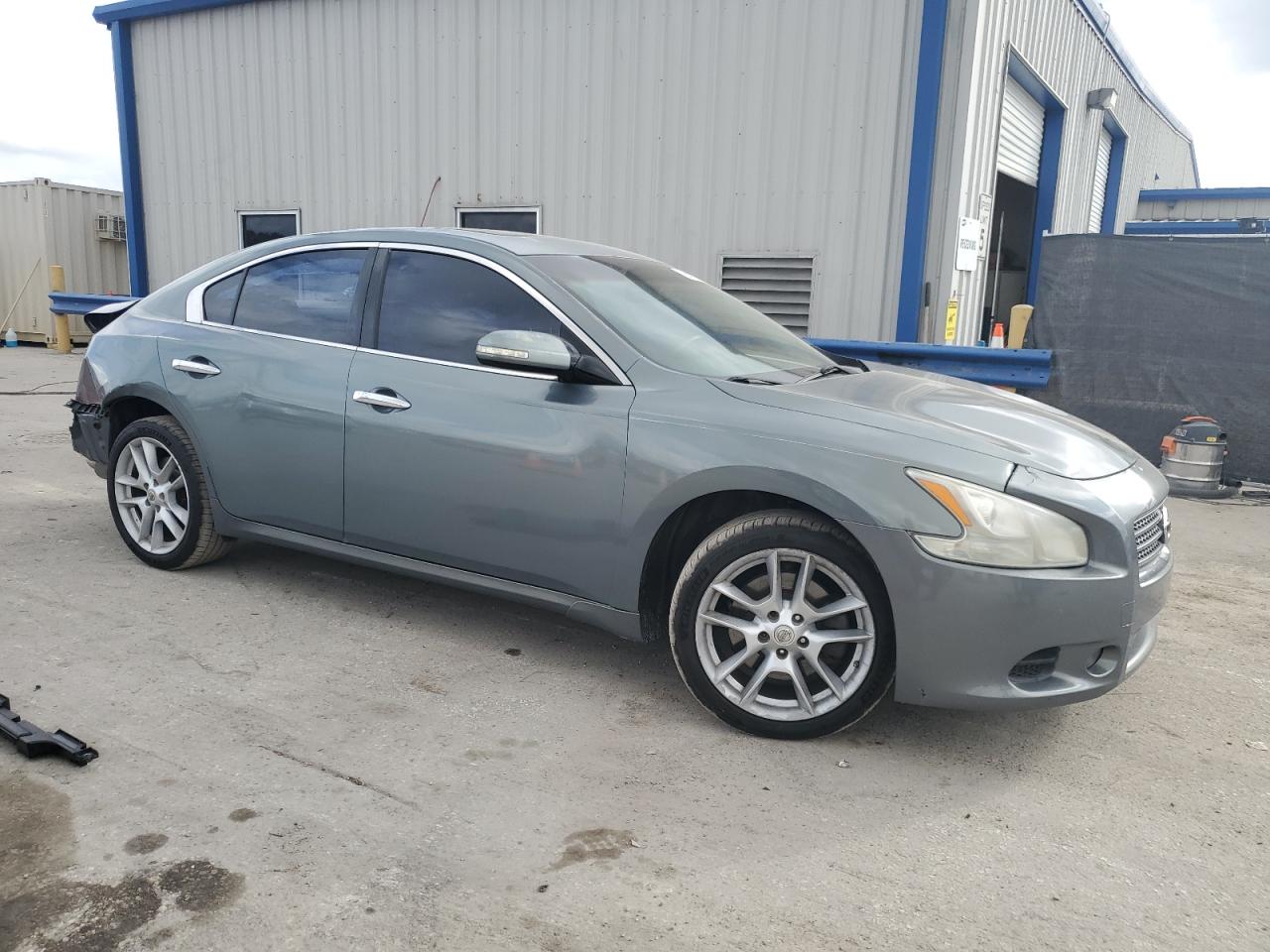 Lot #3038015222 2010 NISSAN MAXIMA S